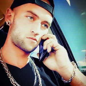 Meet your Posher, Benji